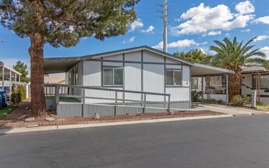 1982 24x40 Silvercrest 2 bedroom 2 bathroom mobile home For Sale in Cabana Mobile Home Park 5303 E. Twain Ave Las Vegas NV 89122 abcmobilehomes.COM (702) 641-4444