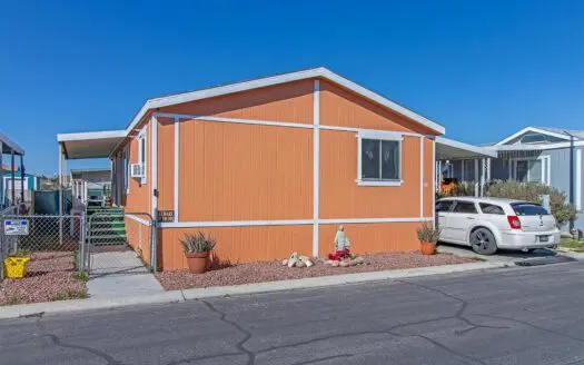 2000 Champion 24x40 3 bedroom 2 bathroom mobile home For Sale Sunrise Gardens Mobile Home Park - 6105 E. Sahara Ave Las Vegas NV 89142. ABC Mobile Homes abcmobilehomes.com (702) 641-4444