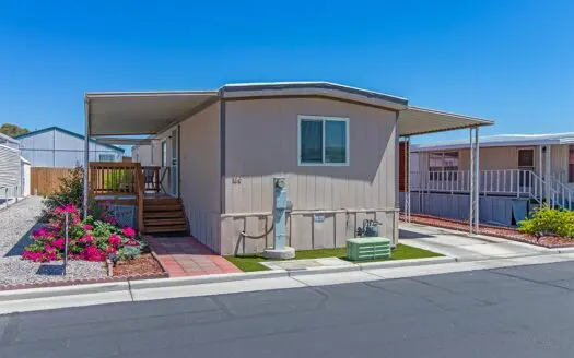 1983 Fleetwood 14x66 2 bedroom 2 bathroom mobile home For Sale Eldorado Mobile Home Park - 4525 W. Twain Ave Las Vegas, NV 89103 abcmobilehomes.com (702) 641-4444