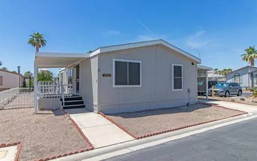 1990 Fleetwood 24x40 3 bedroom 2 bathroom mobile home for sale Tropicana Palms Mobile Home Park - 6420 E. Tropicana Ave Las Vegas NV 89122 abcmobilehomes.com (702) 641-4444