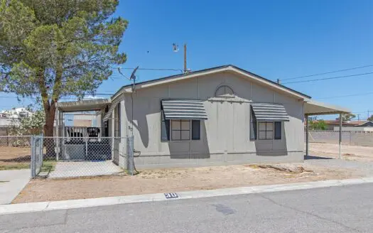 1991 Redman 28x46 2 bedroom 2 bathroom mobile home For Sale in Bobette 55+ Mobile Home Park - 4388 E. Lake Mead Blvd. Las Vegas, NV 89115 abcmobilehomes.com (702) 641-4444
