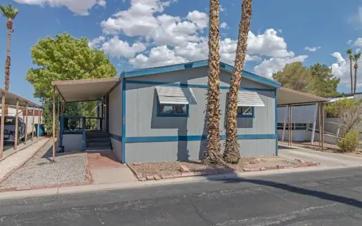 1984 Commodore 24x48 3 bedroom 2 bathroom mobile home For Sale Cabana Mobile Home Park 5303 E. Twain Ave. Las Vegas, NV 89122 abcmobilehomes.com (702) 641-4444