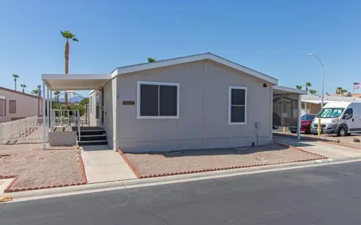 1990 Fleetwood 24x40 3 bedroom 2 bath mobile home For Sale in Tropicana Palms Mobile Home Community - 6420 E. Tropicana Ave. Las Vegas, NV 89122 abcmobilehomes.com (702) 641-4444