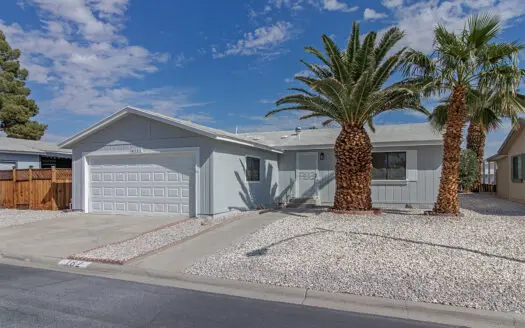 1990 Golden West 24x44 2 bedroom 2 bathroom mobile home For Sale Tropicana Palms Manufactured Home Community - 6420 E. Tropicana Ave Las Vegas NV 89122. abcmobilehomes.com (702) 641-4444