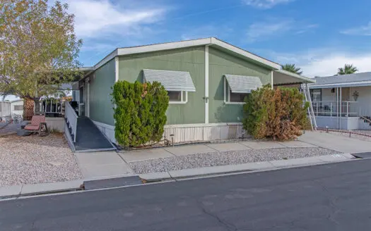 2012 Cavco 24x48 3 bedroom 2 bathroom mobile home For Sale Jaycees Senior Mobile Home Park 5805 W. Harmon Ave Las Vegas, NV 89103 abcmobilehomes.com (702) 641-4444