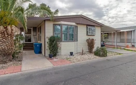 1983 Palm Harbor 24x52 2 bedroom 2 bathroom mobile home For Sale in Cabana Mobile Home Park 5303 E. Twain Ave. Las Vegas, NV 89122 abcmobilehomes.com (702) 641-4444