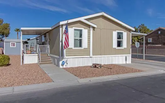 2012 Cavco 23x48 3 bedroom 2 bath mobile home for sale in Flamingo West Mobile Home Community - 8122 W. Flamingo Rd Las Vegas, NV 89147 abcmobilehomes.com (702) 641-4444