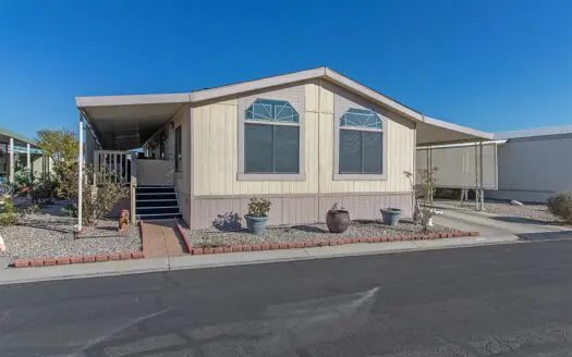1989 Canyon Crest 24x56 2 bedroom 2 bathroom mobile home For Sale Jaycees Seniors Community - 5805 W. Harmon Ave.Las Vegas, NV 89103 abcmobilehomes.com (702) 641-4444