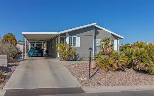 1998 Fleetwood 24x50 2 bedroom 2 bathroom mobile home For Sale in Mountain View Mobile Home Community - 167 Vance Ct. Henderson, NV 89074. abcmobilehomes.com (702) 641-4444