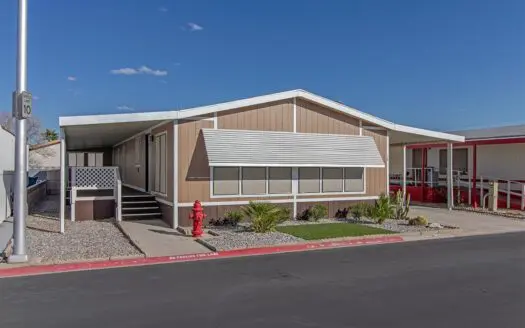 1989 Baron Homes 24x56 2 bedroom 2 bathroom mobile home For Sale Flamingo West Mobile Home Park - 8122 W. Flamingo Rd. Las Vegas, NV 89147 abcmobilehomes.com (702) 641-4444