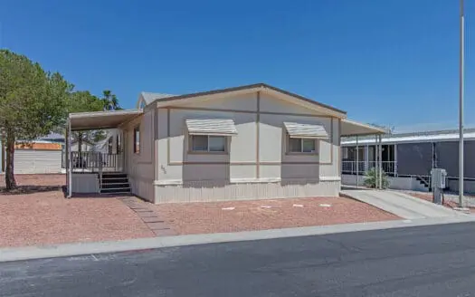 1993 Fleetwood 23.5x44 2 bedroom 2 bath Mobile Home For Sale in Las Vegas Jaycees Senior Community - 55+ Gated. 5805 W. Harmon Ave Las Vegas, NV 89103 ABC Mobile Homes (702) 641-4444