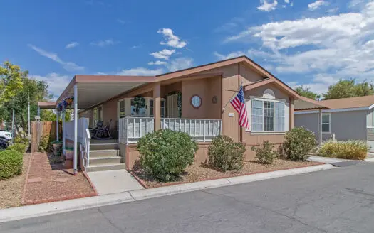 1995 Fleetwood 26x64 mobile home for sale in River Oaks 55+ Gated Mobile Home Park 5300 E. Desert Inn Rd. Las Vegas, NV 89122. abcmobilehomes.com (702) 641-4444