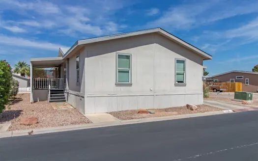 2005 Schult 27x58 3 bedroom 2 bathroom manufactured home for sale in Tropicana Palms 55+ gated Mobile Home Park - 6420 E. Tropicana Ave. Las Vegas, NV 89122 abcmobilehomes.com (702) 641-4444