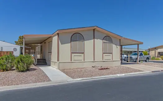 1990 Champion 24x56 2 bedroom 2 bath plus den Tropicana Palms 55+ Gated Mobile Home Park -6420 E. Tropicana Ave. Las Vegas, NV 89122 ABC Mobile Homes