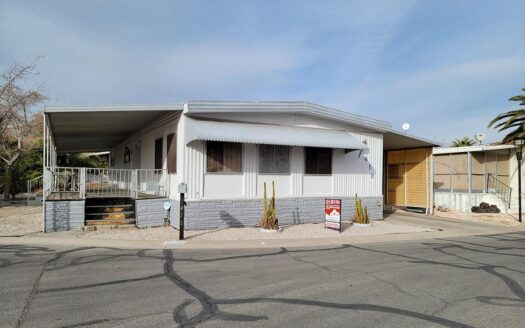 1440 sq. ft. double wide mobile home For Sale in Riviera all-ages mobile home park 2038 Palm St. Las Vegas, NV 89104 abcmobilehomes.com (702) 641-4444