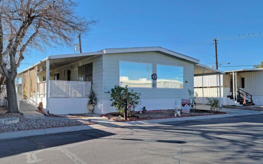 1536 sq ft double-wide mobile home For Sale in Riviera all-ages mobile home park - 2038 Paalm St. Las Vegas, NV 89104 abcmobilehomes.com (702) 641-4444