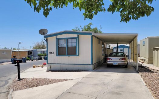 1990 Champion 14x60 mobile home For Sale Riviera family Mobile Home Park #253 Las Vegas NV 89104 abcmobilehomes.com (702) 641-4444