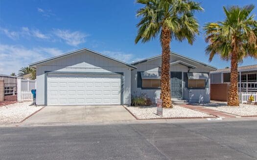 1991 Golden West 24x52 2 bedroom 2 bathroom mobile home For Sale 2 car garage Tropicana Palms Mobile Home Park 6420 E. Tropicana Ave. Las Vegas NV 89122 abcmobilehomes.com (702) 641-4444