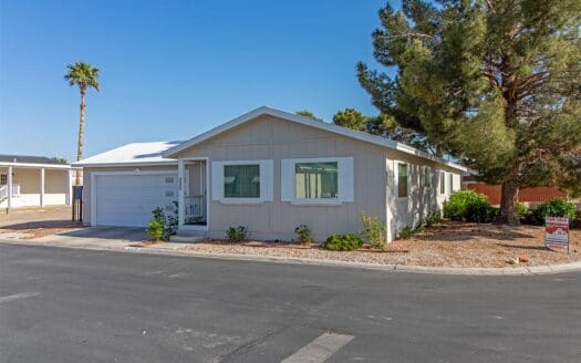 1991 Golden West 2 bedroom 2 bathroom mobile home For Sale with 2 car garage Tropicana Palms Mobile Home Park 6420 E. Tropicana Ave Las Vegas NV 89122 abcmobilehomes.com (702) 641-4444