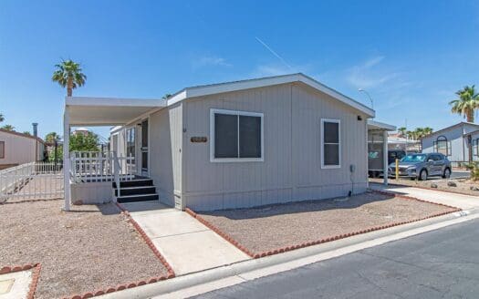 1990 Fleetwood 24x40 3 bedroom 2 bathroom mobile home for sale Tropicana Palms Mobile Home Park - 6420 E. Tropicana Ave Las Vegas NV 89122 abcmobilehomes.com (702) 641-4444