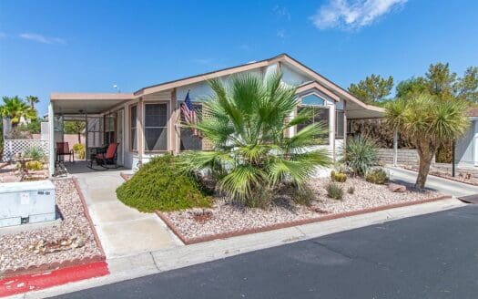 1996 Cavco 27x51 3 bedroom 2 bathroom mobile home For Sale Mountain View 55+ Gated Manufactured Home Community - 145 Codyerin Dr. Henderson, NV 89074 abcmobilehomes.com (702) 641-4444