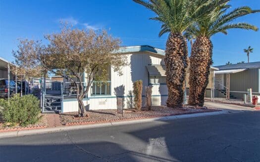 1983 Hallmark 24x64 3 bedroom 2 bath mobile home For Sale in Cabana Mobile Home Park 5303 E. Twain Ave Las Vegas NV 89122 abcmobilehomes.com (702) 641-4444